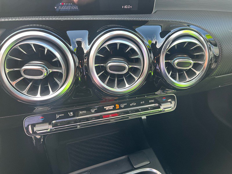 Used 2019 Mercedes-Benz A 220 w/ Premium Package image 25