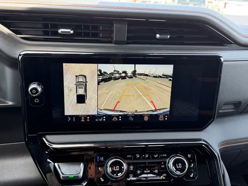 New 2026 GMC Sierra 1500 AT4 w/ AT4 Premium Package AWD/4WD image 15