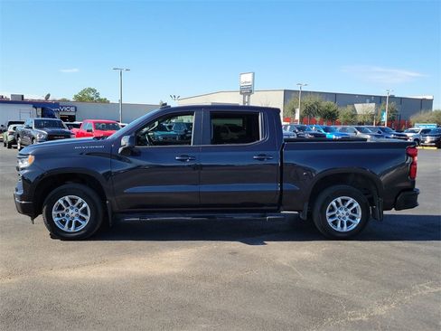 Used 2022 Chevrolet Silverado 1500 RST w/ Convenience Package II image 3