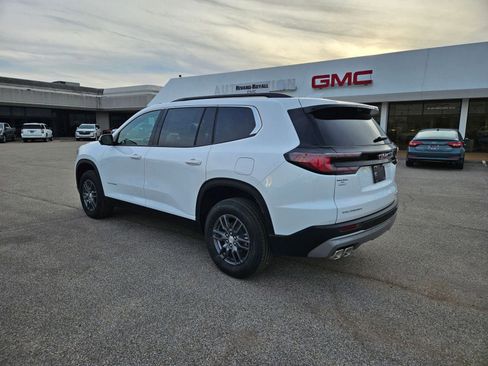 New 2026 GMC Acadia Elevation image 3