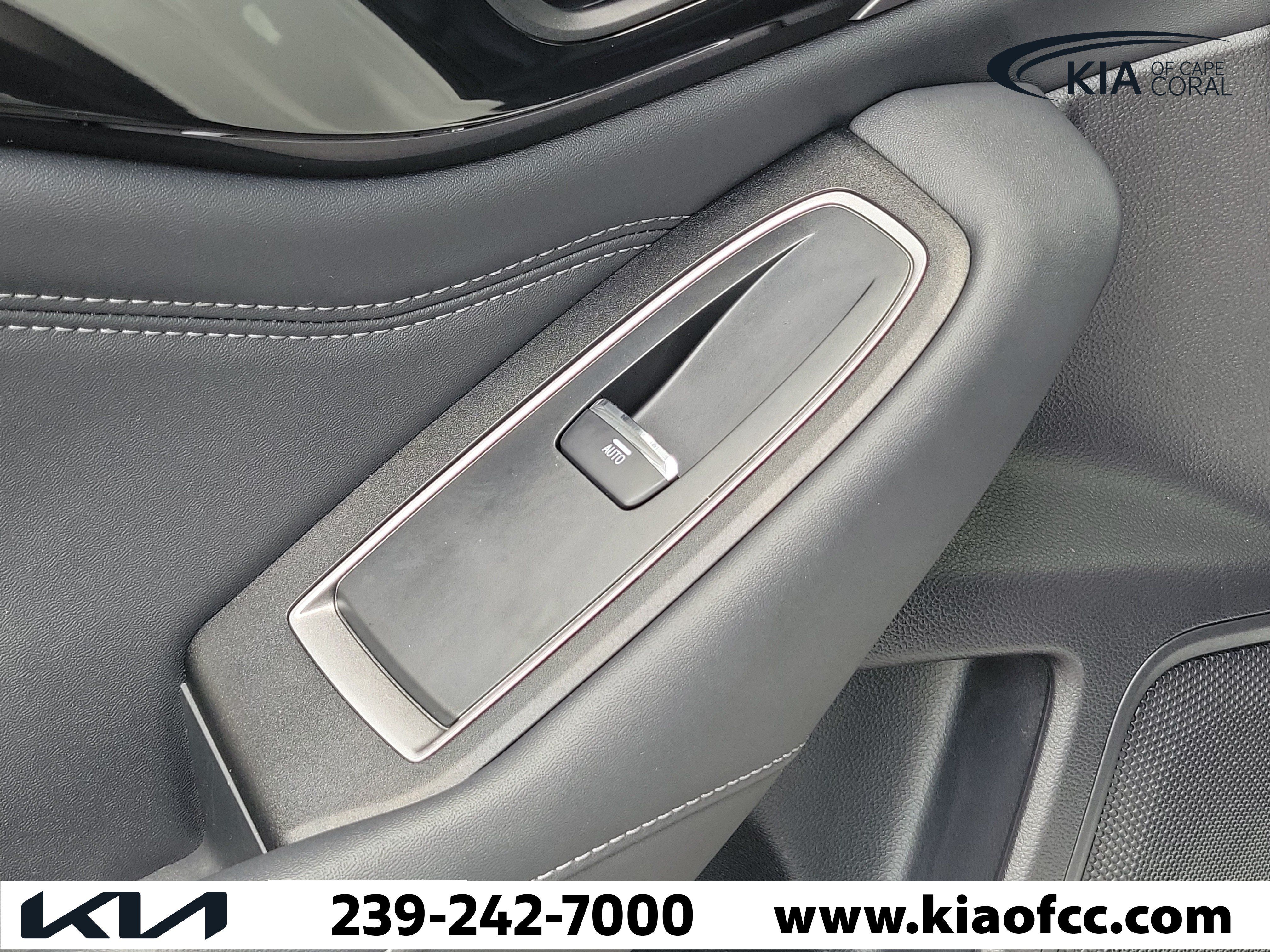 Used 2024 Subaru Outback Touring XT AWD/4WD image 16