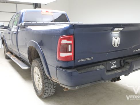 Used 2022 RAM 2500 Laramie AWD/4WD image 2