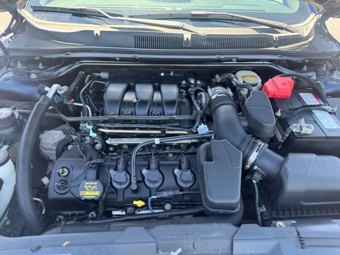 Used 2013 Ford Taurus SEL FWD image 11