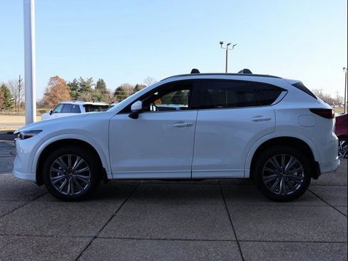 New 2025 MAZDA CX-5 Signature image 3