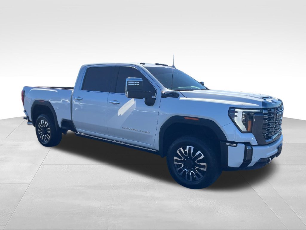 Used 2024 GMC Sierra 3500 Denali Ultimate AWD/4WD image 7