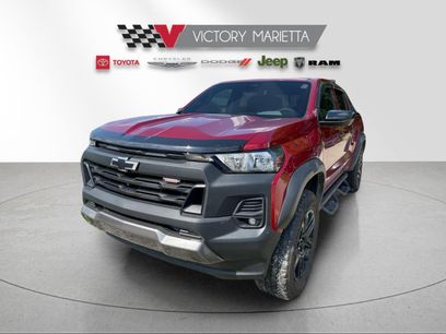 Used 2025 Chevrolet Colorado Trail Boss w/ Midnight Edition