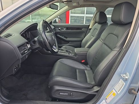 Used 2022 Honda Civic Touring image 13