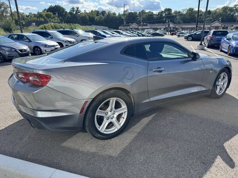 Used 2020 Chevrolet Camaro LT RWD image 6
