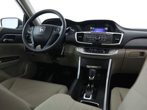 Used 2014 Honda Accord LX image 10