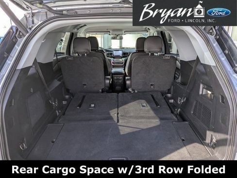 Used 2023 Ford Explorer XLT w/ Equipment Group 202A image 42