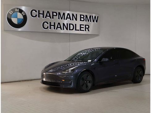 Used 2023 Tesla Model 3 Standard Range RWD image 1