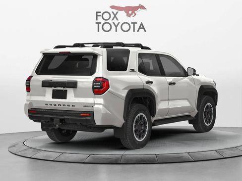 New 2025 Toyota 4Runner TRD Off-Road Premium AWD/4WD image 2