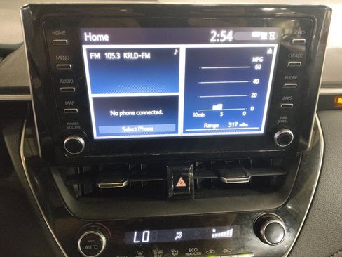 Used 2020 Toyota Corolla SE FWD image 25