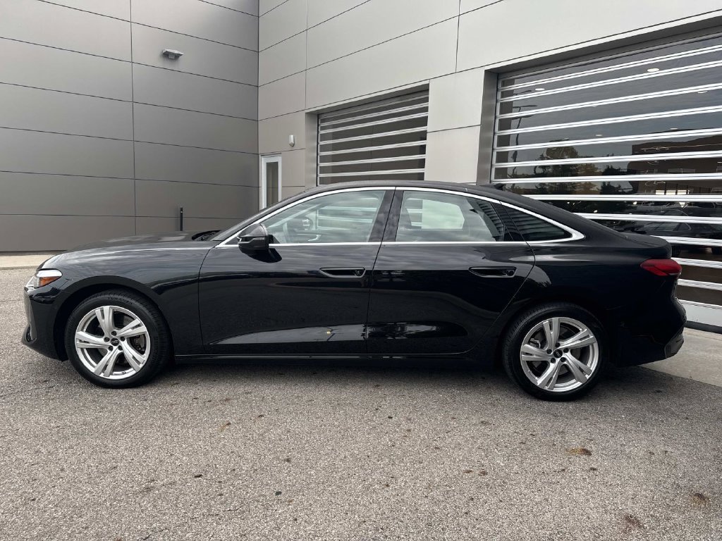Certified 2025 Audi A5 Premium w/ Convenience Package AWD/4WD image 4