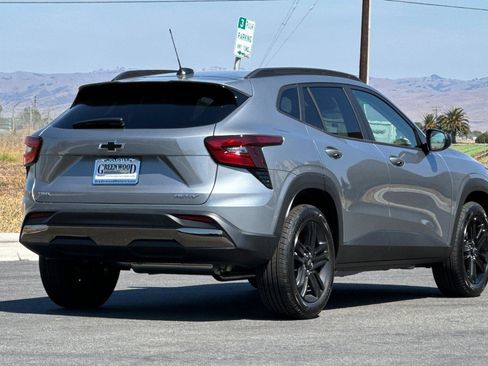 New 2025 Chevrolet Trax ACTIV image 4
