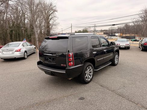 Used 2009 GMC Yukon Denali image 6