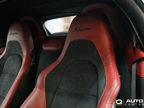 Used 2020 Porsche 718 Boxster Spyder image 18
