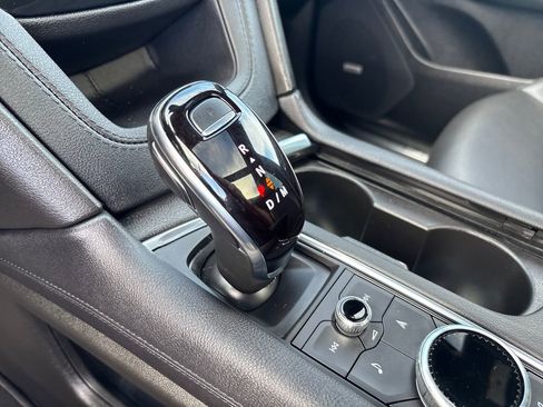 Used 2025 Cadillac XT5 Premium Luxury image 25