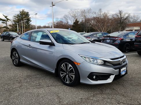 Used 2017 Honda Civic EX-L image 3