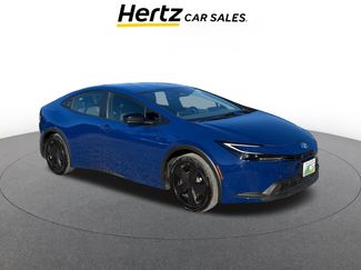 Used 2025 Toyota Prius LE video 1