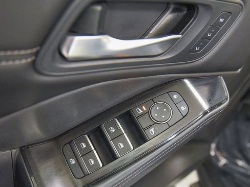 Used 2023 Nissan Rogue SL w/ SL Premium Package image 15