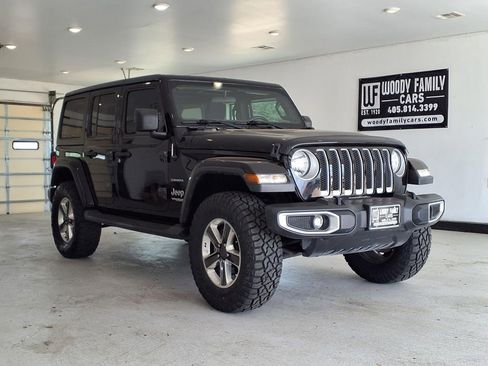 Used 2020 Jeep Wrangler Unlimited Sahara AWD/4WD image 22
