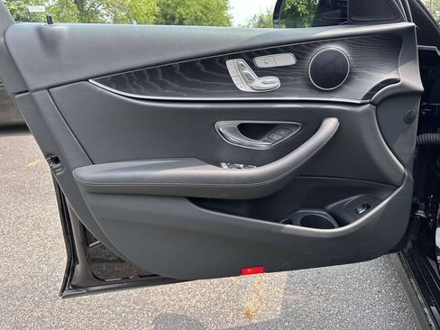 Used 2023 Mercedes-Benz E 350 4MATIC Sedan image 8
