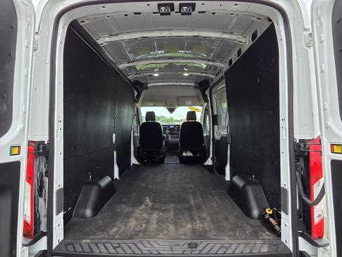 Used 2023 Ford Transit 250 Medium Roof w/ Load Area Protection Package RWD image 12
