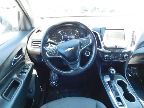 Used 2020 Chevrolet Equinox LT FWD image 13