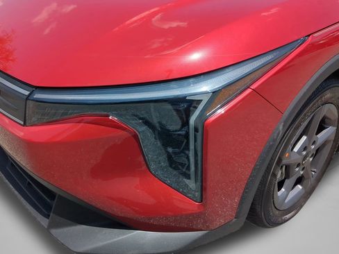 New 2025 Kia K4 LXS image 9