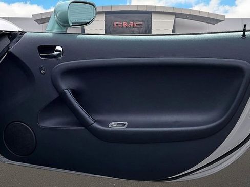 Used 2007 Pontiac Solstice Convertible w/ Premium Package image 17