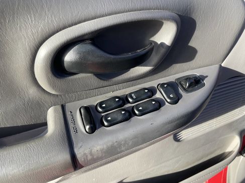 Used 2001 Ford F150 4x4 SuperCrew image 14