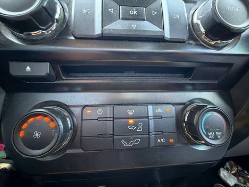 Used 2016 Ford F150 XLT AWD/4WD image 17