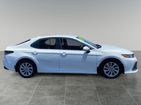 Used 2023 Toyota Camry LE w/ Convenience Package FWD image 6