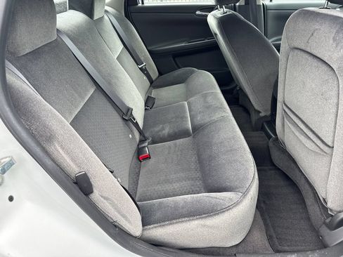 Used 2014 Chevrolet Impala Limited LS FWD image 16