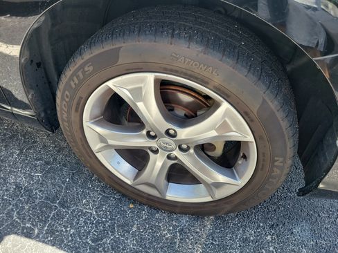 Used 2011 Toyota Venza FWD image 8