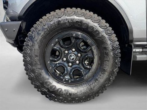 Used 2023 Ford Bronco Wildtrak AWD/4WD image 26