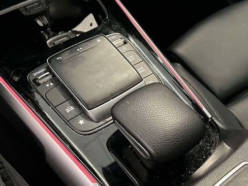 Certified 2023 Mercedes-Benz GLB 250 4MATIC image 32