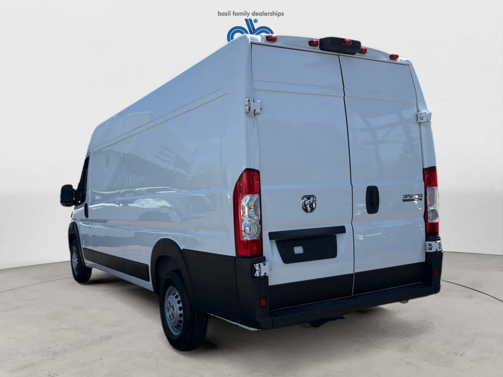 Used 2025 RAM ProMaster 3500 w/ Convenience Group FWD image 3
