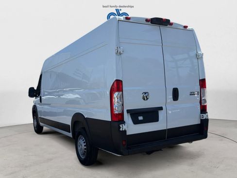 Used 2025 RAM ProMaster 3500 w/ Convenience Group FWD image 3