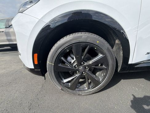 New 2026 Buick Envision Sport Touring AWD/4WD image 16