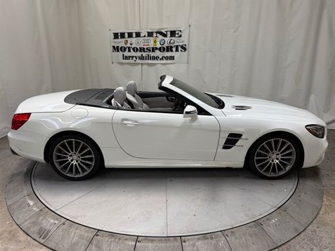 Used 2017 Mercedes-Benz SL 450 image 8