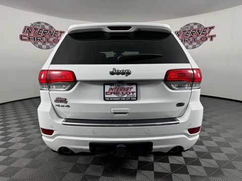 Used 2018 Jeep Grand Cherokee Overland AWD/4WD image 6