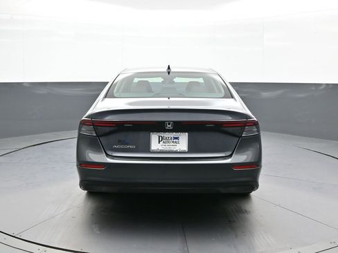 Certified 2023 Honda Accord EX image 7