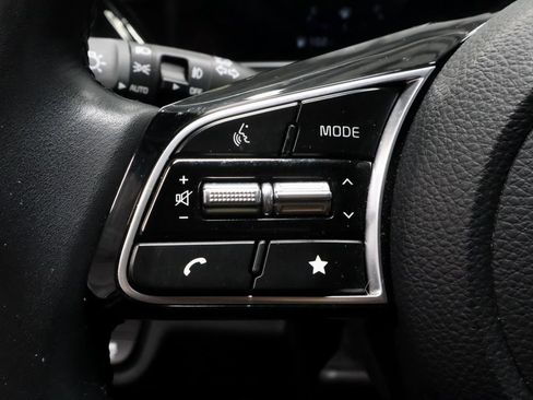 Used 2025 Kia Seltos X-Line AWD/4WD image 28