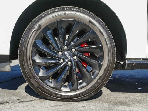 Used 2021 Lincoln Navigator L Black Label w/ Special Edition Package image 9