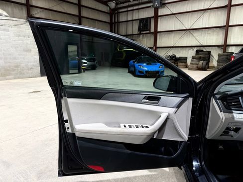 Used 2018 Hyundai Sonata ECO FWD image 11