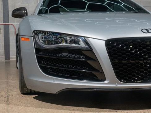 Used 2011 Audi R8 V10 image 26