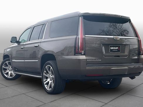 Used 2015 Cadillac Escalade ESV Luxury AWD/4WD image 11