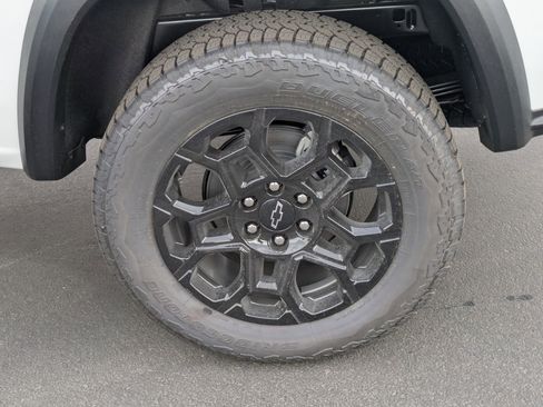 New 2026 Chevrolet Colorado Trail Boss AWD/4WD image 15